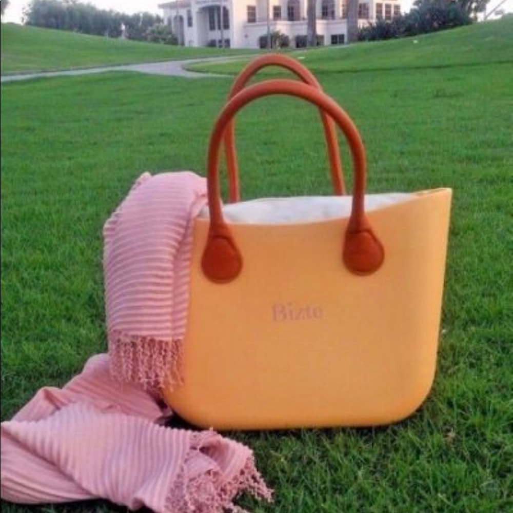 Bizte silicone handbag beach bag removable liner